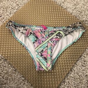 Victoria’s secret sz small bottom